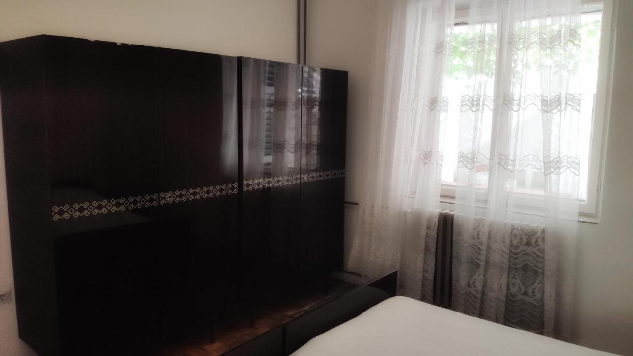 Apartmani Leon Biograd Na Moru Exterior foto